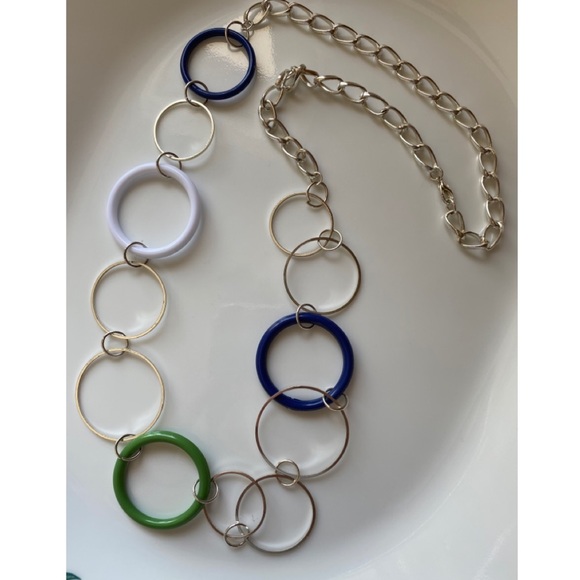 Vintage Inspired Mod Circle Necklace - Picture 2 of 4